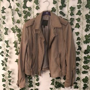 Beige lamb leather jacket with silk interior